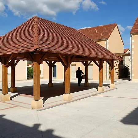 Goelia Le Hameau De La Vezere 3*
